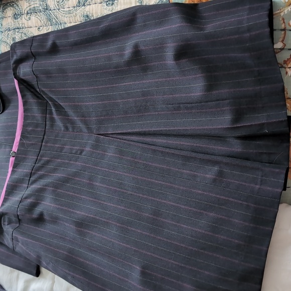 Suit - Picture 2 of 3